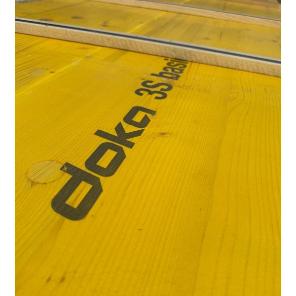 Painel tricapa 3S b - 2500x500x27 amarelo - DOKA